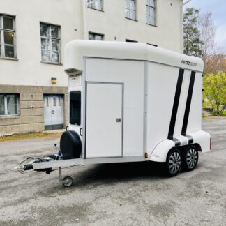 Umesläp B45 (2008) etupurku – käytetty hevostraileri