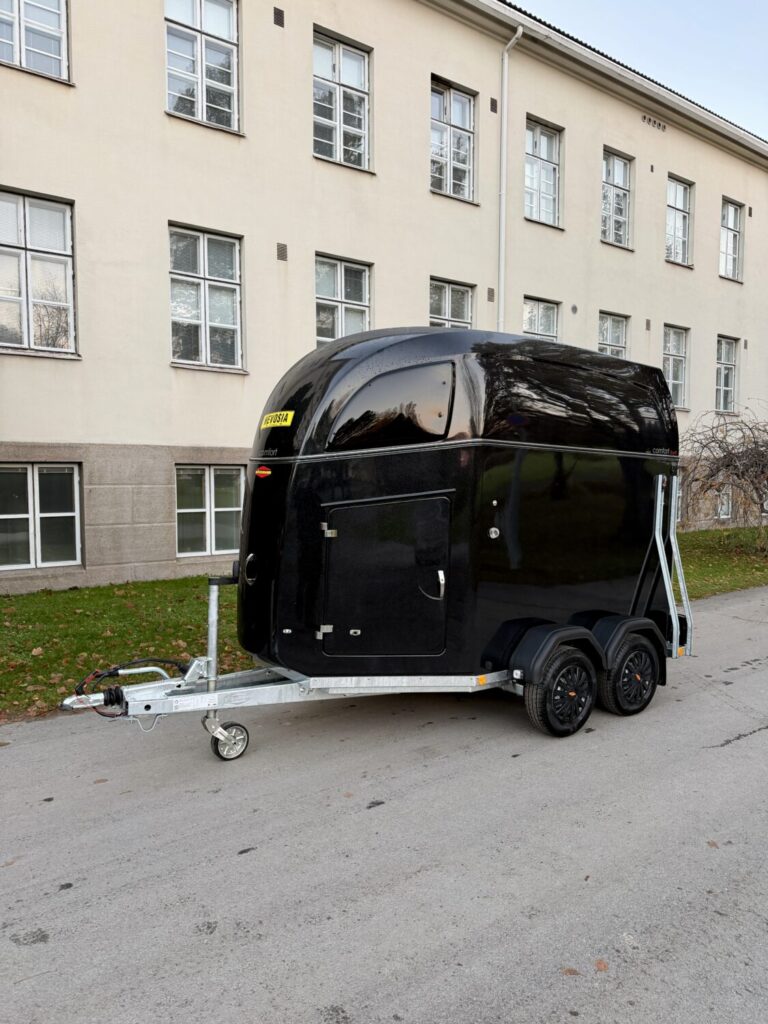 Böckmann Comfort Esprit (2026) – uusi hevostraileri (sis. alv. 25,5%)